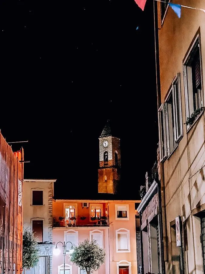Casa Masini Bed and Breakfast Fonni 0*,  Italië