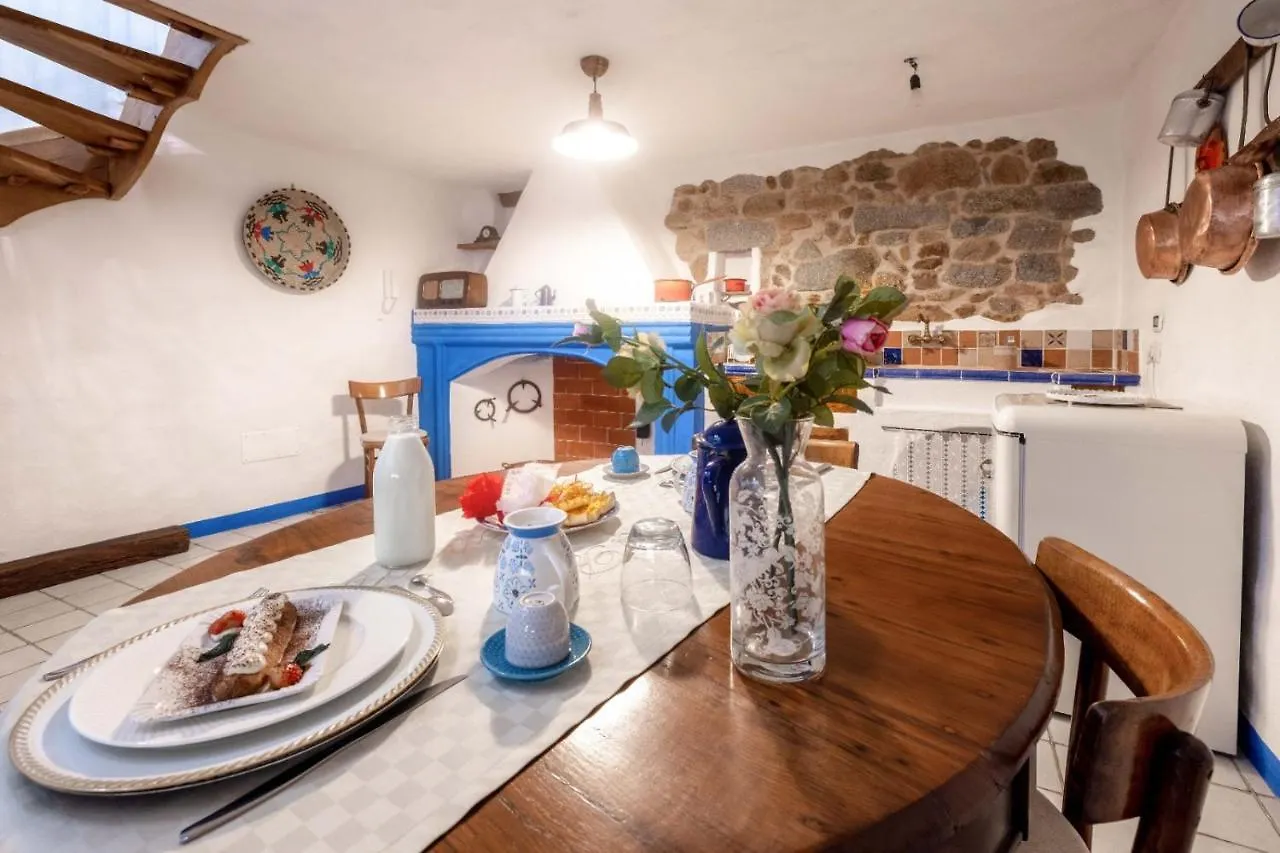 Casa Masini Bed & Breakfast Fonni Italy